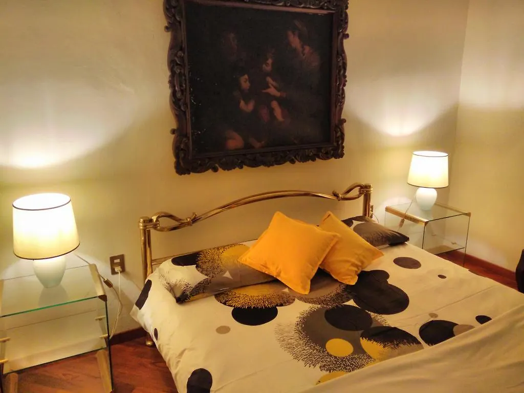 B&B Le Camelie Côme Couette-café